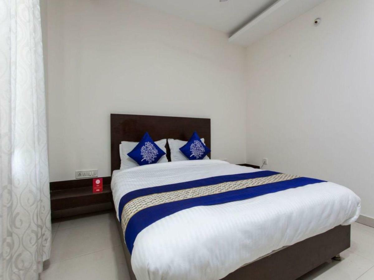 Hotel Maheshwari Avenue Ujjain Zewnętrze zdjęcie